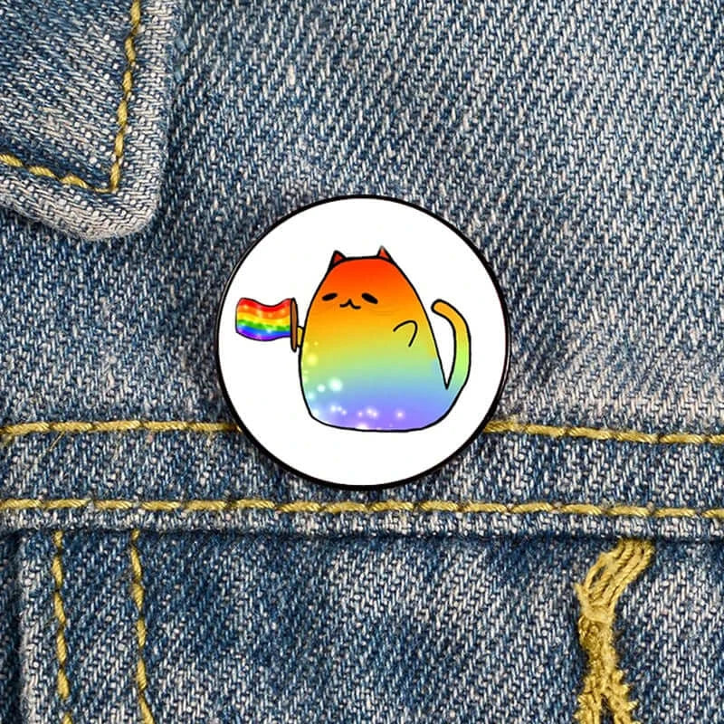 Charming Cat Pin Brooch for teachers and cat lovers. Perfect gift with a playful design, adding whimsy to any outfit.